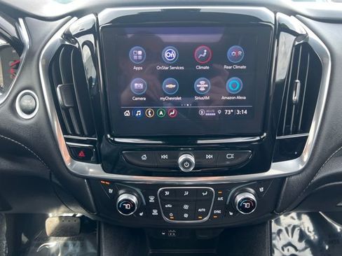 Used 2022 Chevrolet Traverse Premier image 27
