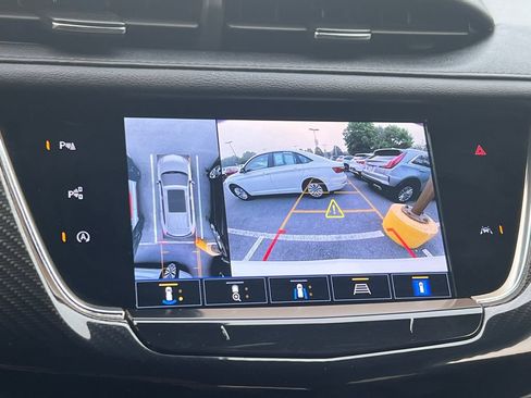 Certified 2024 Cadillac XT6 Sport w/ Technology Package AWD/4WD image 29