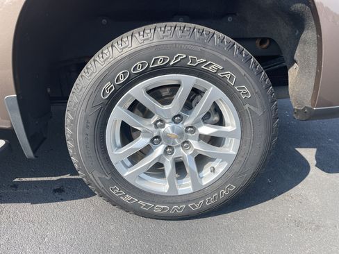 Used 2019 Chevrolet Silverado 1500 LT w/ All-Star Edition AWD/4WD image 25