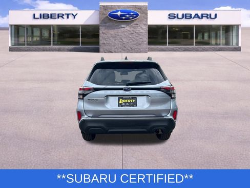 Used 2026 Subaru Forester Premium AWD/4WD image 4