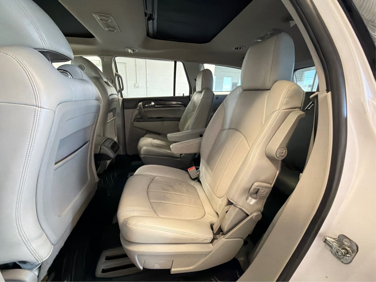 Used 2016 Buick Enclave Premium AWD/4WD image 10