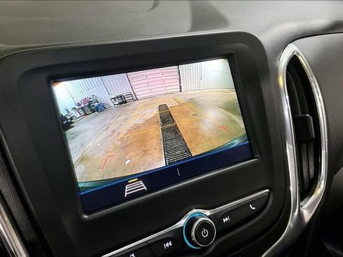 Used 2020 Chevrolet Equinox LT AWD/4WD image 23