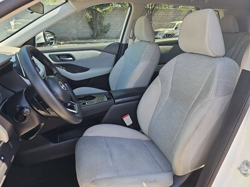 Used 2023 Nissan Rogue SV FWD image 14