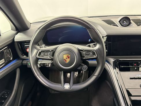 Certified 2024 Porsche Panamera image 18