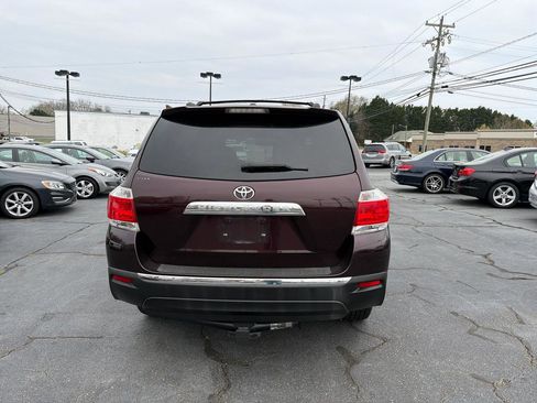 Used 2012 Toyota Highlander FWD 4dr I4 (Natl) image 4