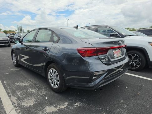 Certified 2021 Kia Forte Sedan FWD image 11