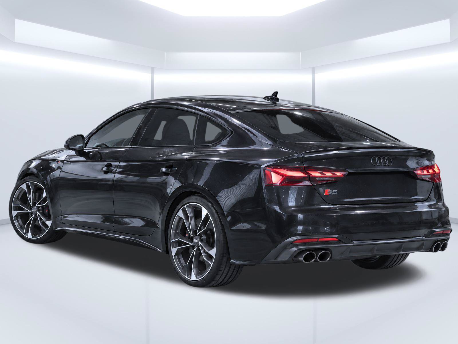 Used 2025 Audi S5 Premium Plus w/ Premium Plus Package AWD/4WD image 3