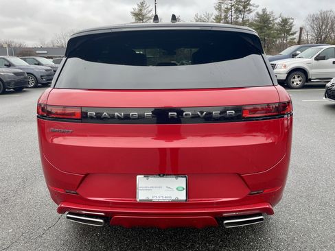 Used 2024 Land Rover Range Rover Sport Dynamic SE image 6