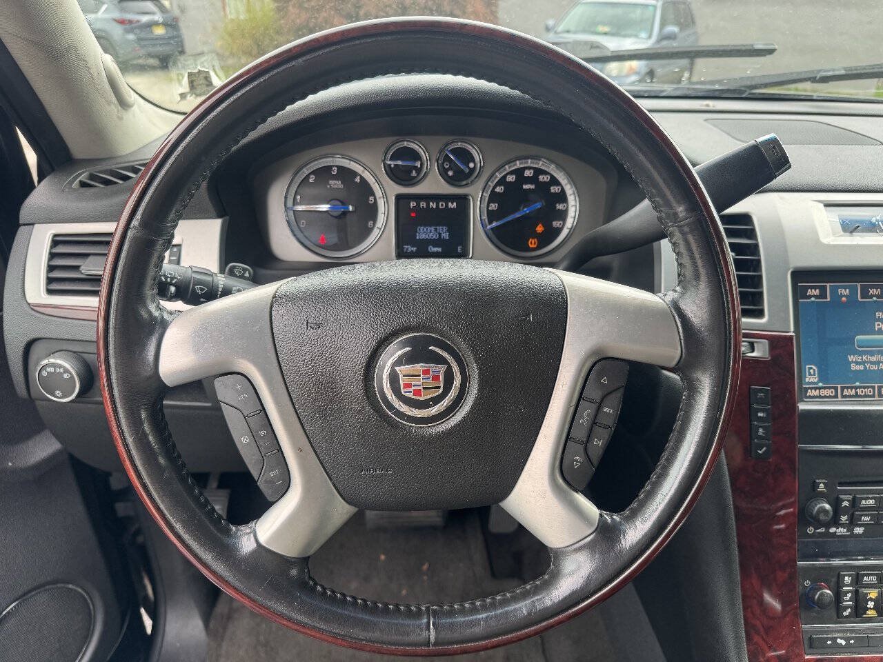Used 2011 Cadillac Escalade ESV AWD w/ Livery Package image 20