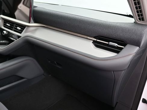 New 2026 Ford Explorer Active image 33