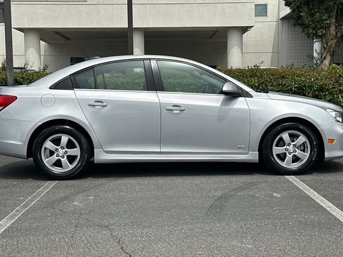 Used 2015 Chevrolet Cruze LT image 7
