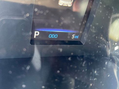 New 2026 Toyota Tundra SR5 image 5