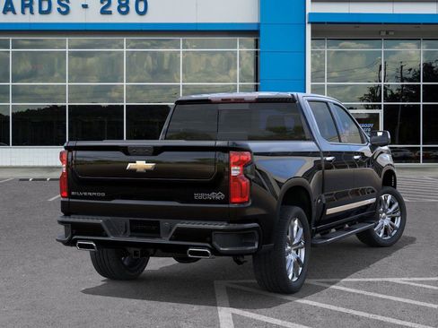 New 2026 Chevrolet Silverado 1500 High Country w/ High Country Premium Package AWD/4WD image 4