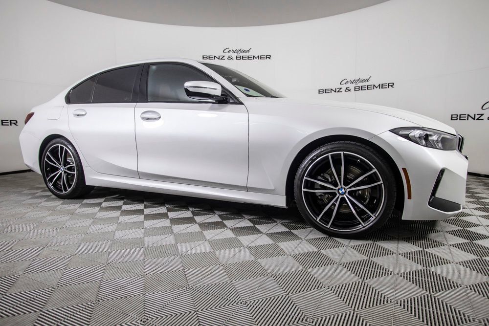 Used 2023 BMW 330i Sedan w/ M Sport Package RWD image 2