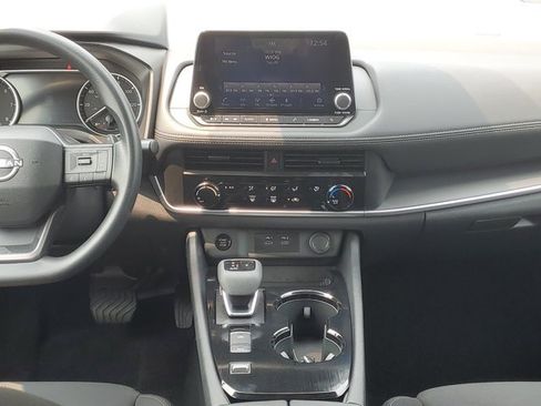 Certified 2026 Nissan Rogue S FWD image 22