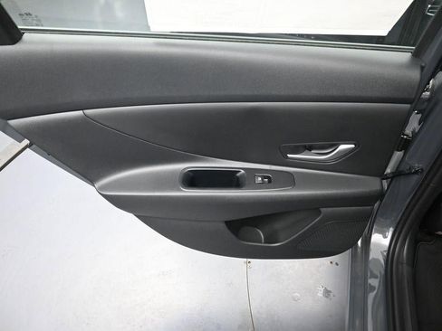 New 2026 Hyundai Elantra SE FWD image 24