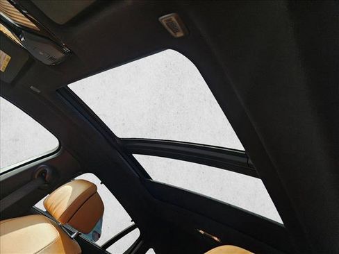 Used 2022 BMW X6 xDrive40i w/ Executive Package image 15