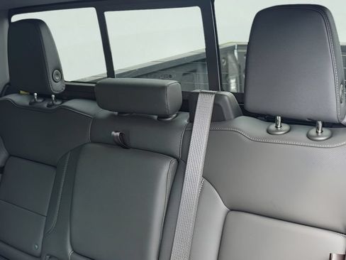 New 2026 GMC Sierra 1500 SLT AWD/4WD image 21