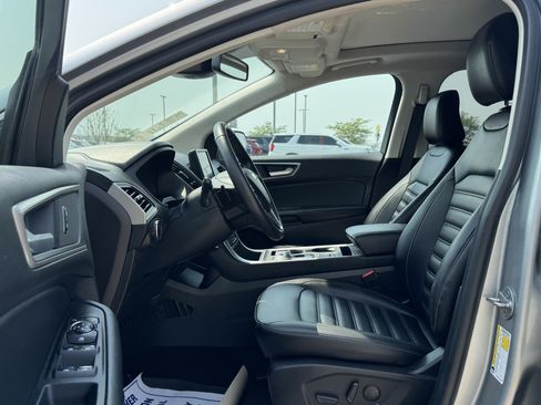 Certified 2024 Ford Edge SEL w/ Convenience Package AWD/4WD image 18