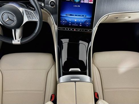Certified 2025 Mercedes-Benz GLC 350e 4MATIC image 16