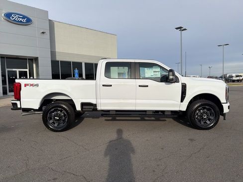 New 2026 Ford F250 XL w/ STX Appearance Package AWD/4WD image 4