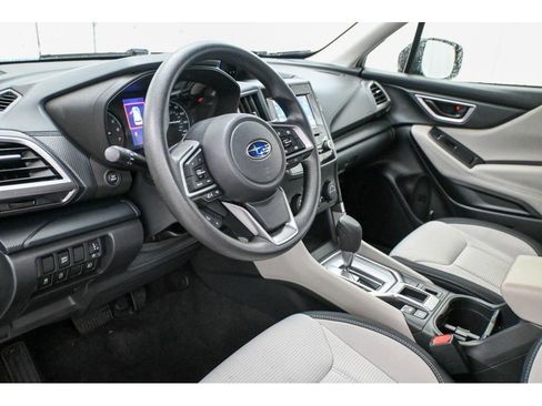 Used 2022 Subaru Forester image 9