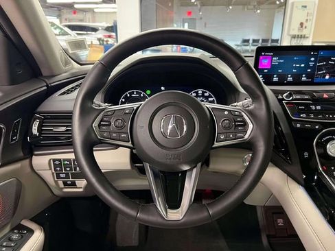 Used 2025 Acura RDX SH-AWD w/ Advance Package image 11