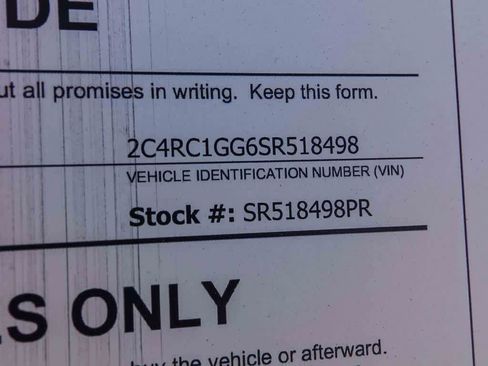 Used 2025 Chrysler Pacifica Limited FWD image 28