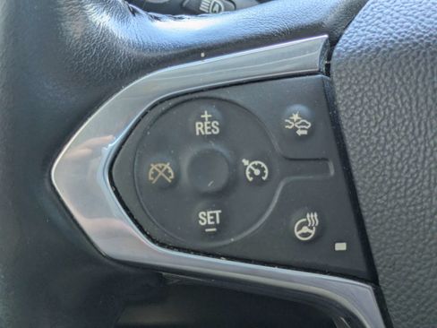 Used 2020 Chevrolet Traverse RS FWD image 17