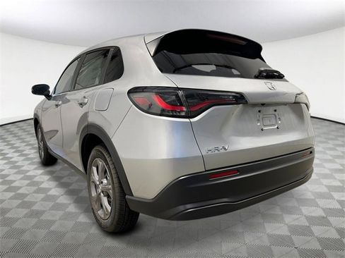 New 2026 Honda HR-V LX image 4