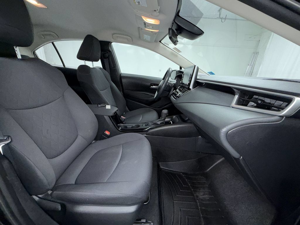 Certified 2021 Toyota Corolla LE w/ Carpet Mat Package (TMS) FWD image 14