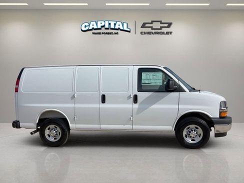 New 2026 Chevrolet Express 2500 w/ Driver Convenience Package RWD image 6