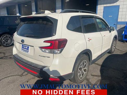 Used 2019 Subaru Forester Premium w/ All-Weather Package AWD/4WD image 3