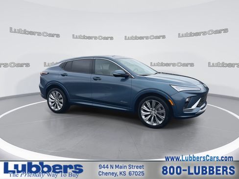 Used 2024 Buick Envista Avenir image 2