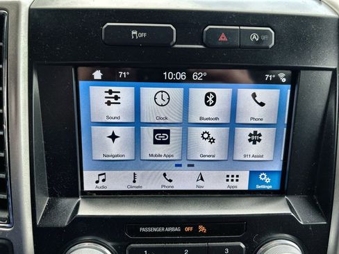 Used 2018 Ford F150 Lariat w/ Equipment Group 502A Luxury image 16