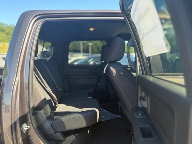 New 2026 RAM 3500 Tradesman AWD/4WD image 30