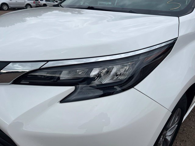 Used 2024 Toyota Sienna LE AWD/4WD image 8