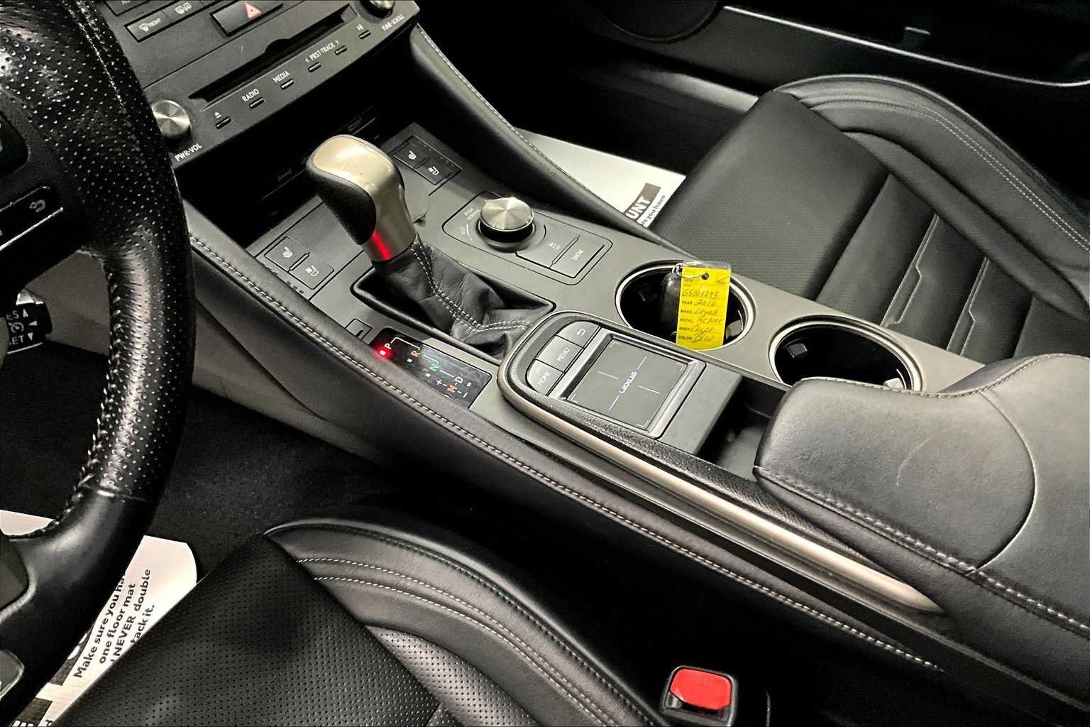 Used 2016 Lexus RC 200t RWD image 14