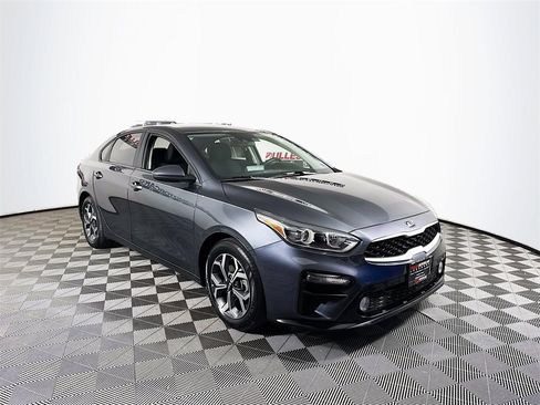 Used 2021 Kia Forte LXS image 1