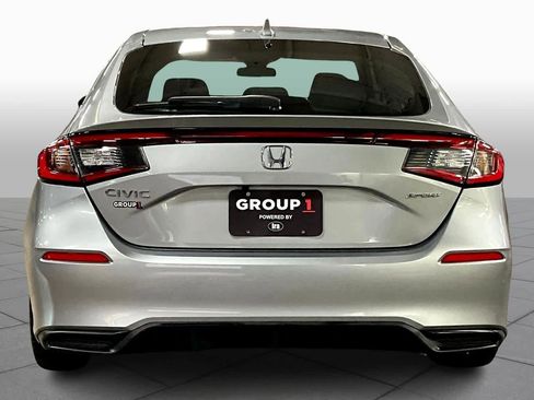 Used 2023 Honda Civic Sport image 4