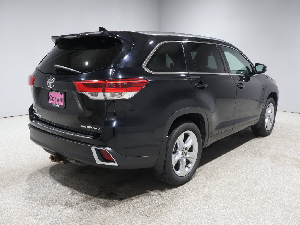 Used 2017 Toyota Highlander Limited AWD/4WD image 2
