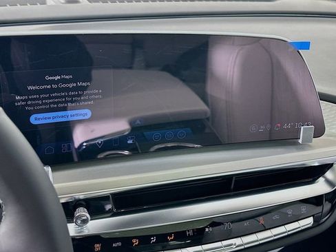 New 2025 Cadillac Lyriq Luxury image 9