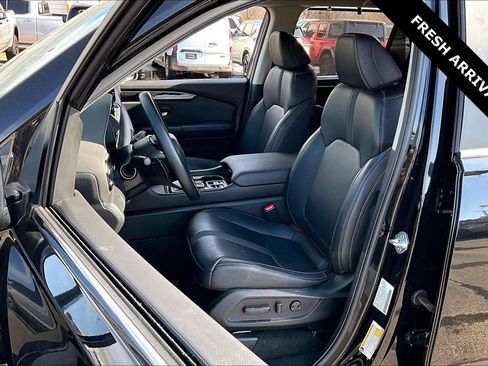 Used 2025 Honda Pilot EX-L image 20