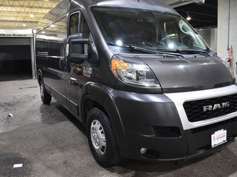 Used 2021 RAM ProMaster 2500 w/ Convenience Group FWD image 6