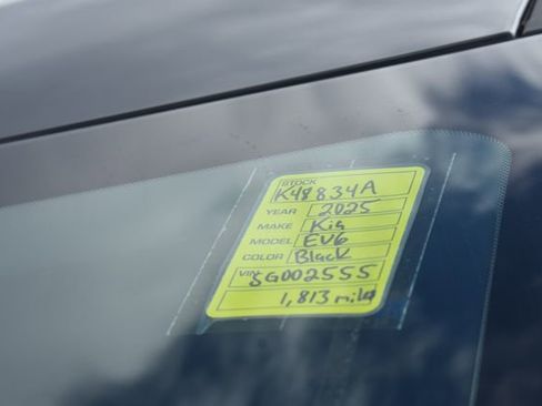 Certified 2025 Kia EV6 Wind image 37