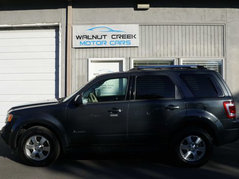 Used 2009 Ford Escape Limited image 19