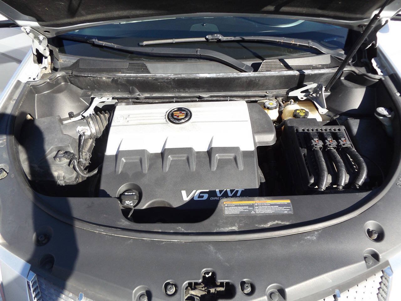 Used 2010 Cadillac SRX Luxury FWD image 31