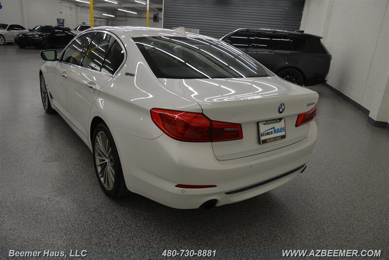 Used 2018 BMW 530e RWD image 13
