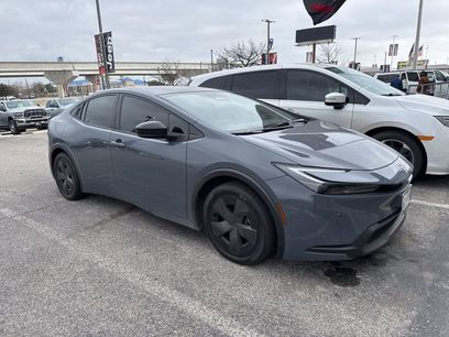 Used 2023 Toyota Prius LE