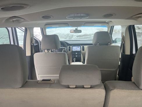 Used 2019 Ford Flex SEL image 32